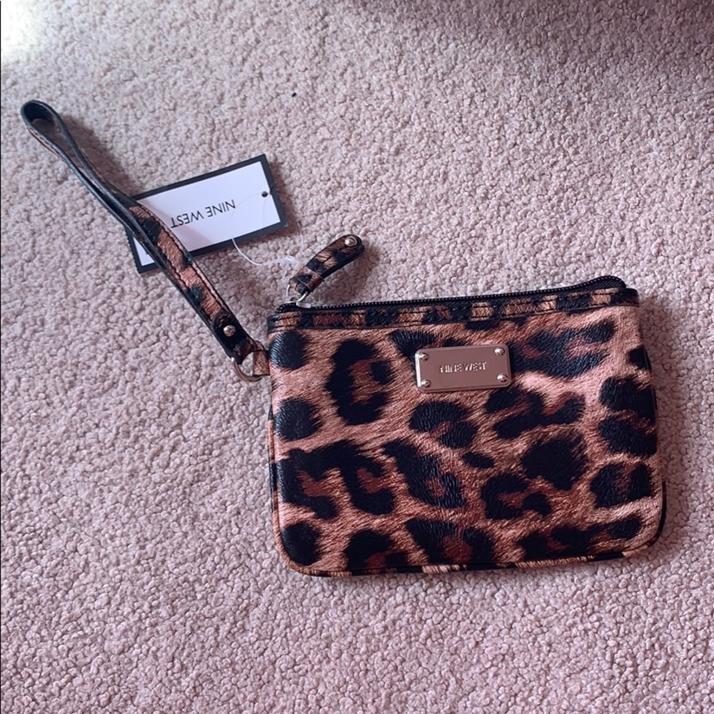 NWT Nine West Leopard Wristlet